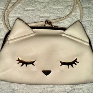 Osumashi Pooh Chan Cream Cat Clutch Purse with Strap